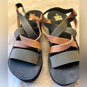 Muk Luks Black and Tan Strappy Sandals